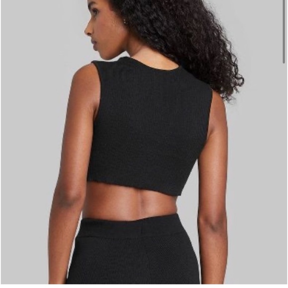 Women's Reversible Twist
Tank Cropped Sweater
Tank Top - Plum Purple and Black S - Picture 6 of 8